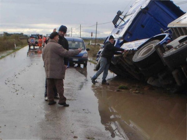 TarantoFungoso2015_Pagina_2.jpg